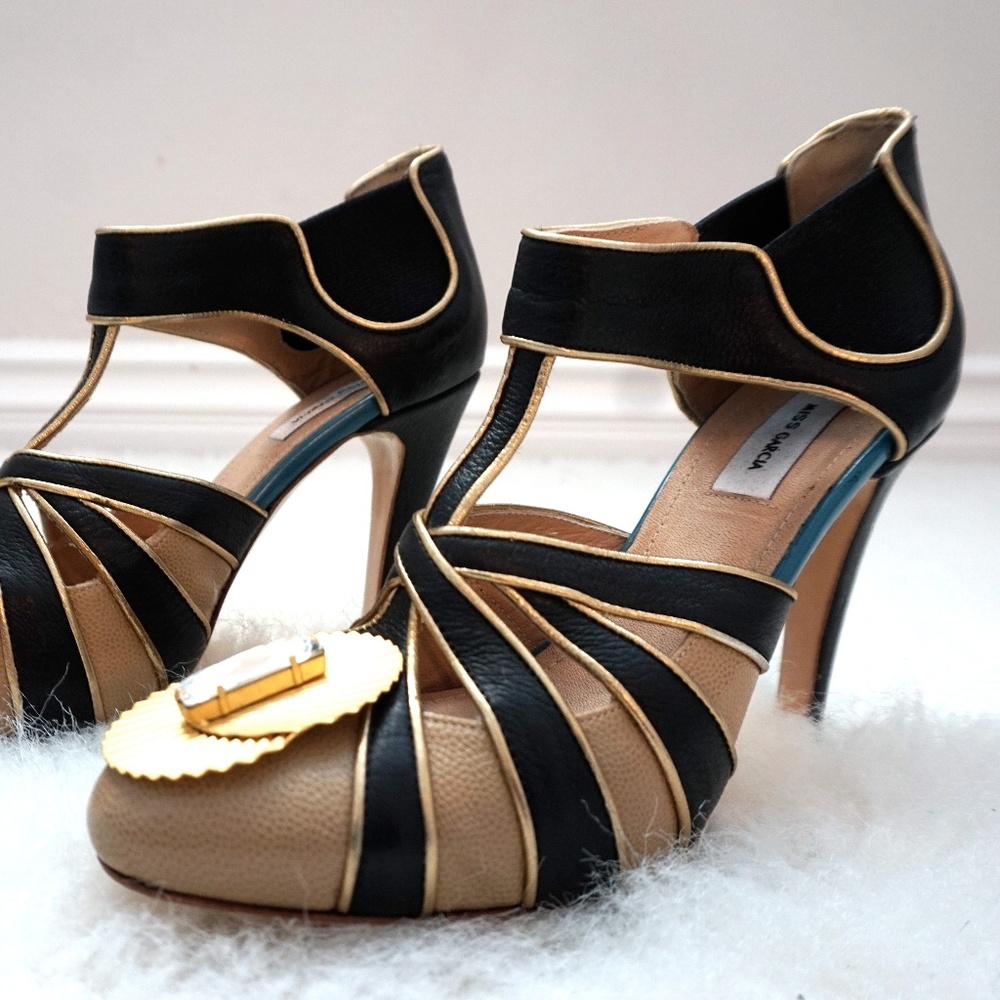 Brand New!! Miss Garcia Vintage Jeweled Heel